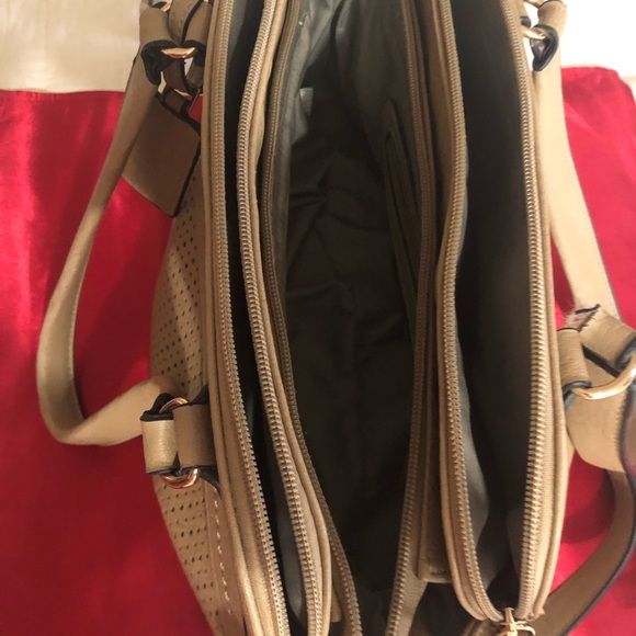 Hush puppies beige shoulder bag - Picture 3 of 3